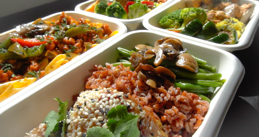 Weekly meals prepared and stored in eco-friendly containers